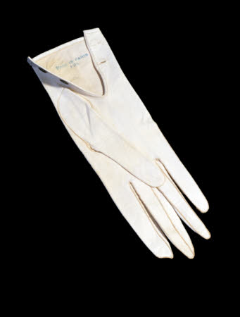 Glove