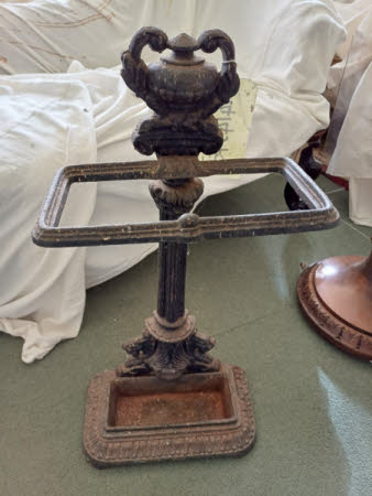 Umbrella stand