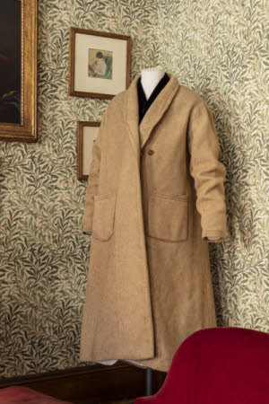 Dressing gown