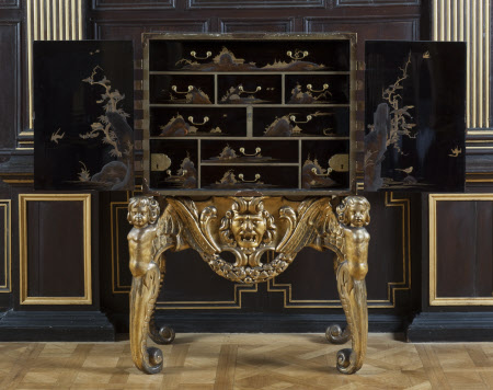 Cabinet stand